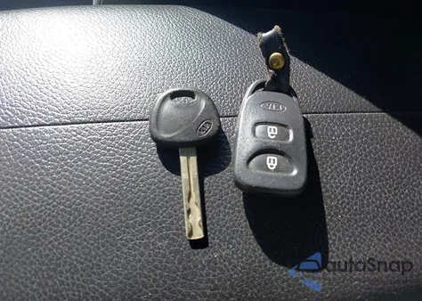 2013 Kia Sorento Lx from USA, damaged, VIN 5XYKT3A60DG354069